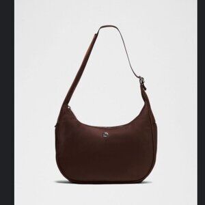 NWT Lululemon City Essentials Shoulder Bag 4L